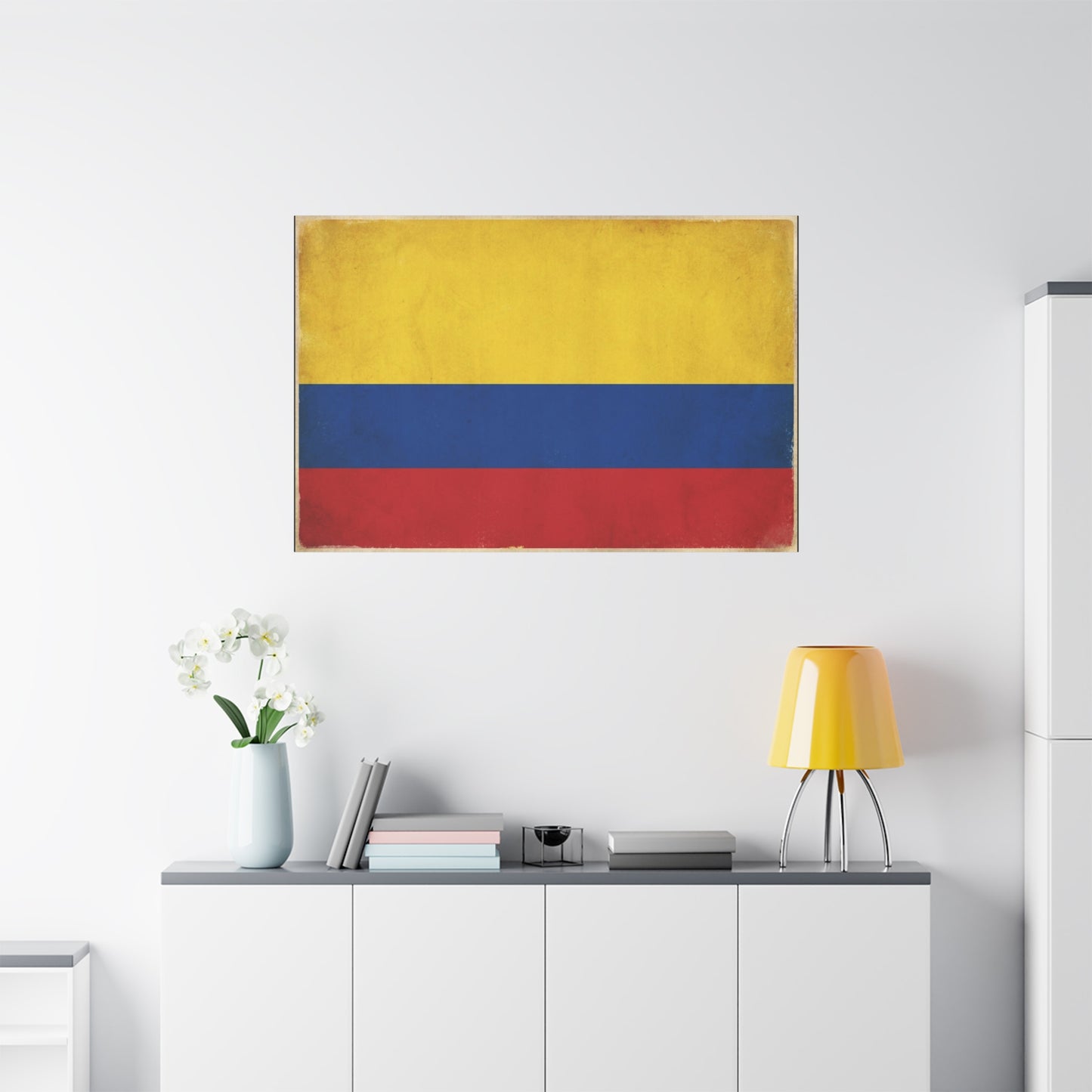 Colombia Flag Canvas Wall Art - Vintage Colombian Flag Print, Patriotic Rustic Decor - Matte Cotton Artwork - Living Room Home Decoration, Office Accent - Living Room Wall Decor - Ready to Hang