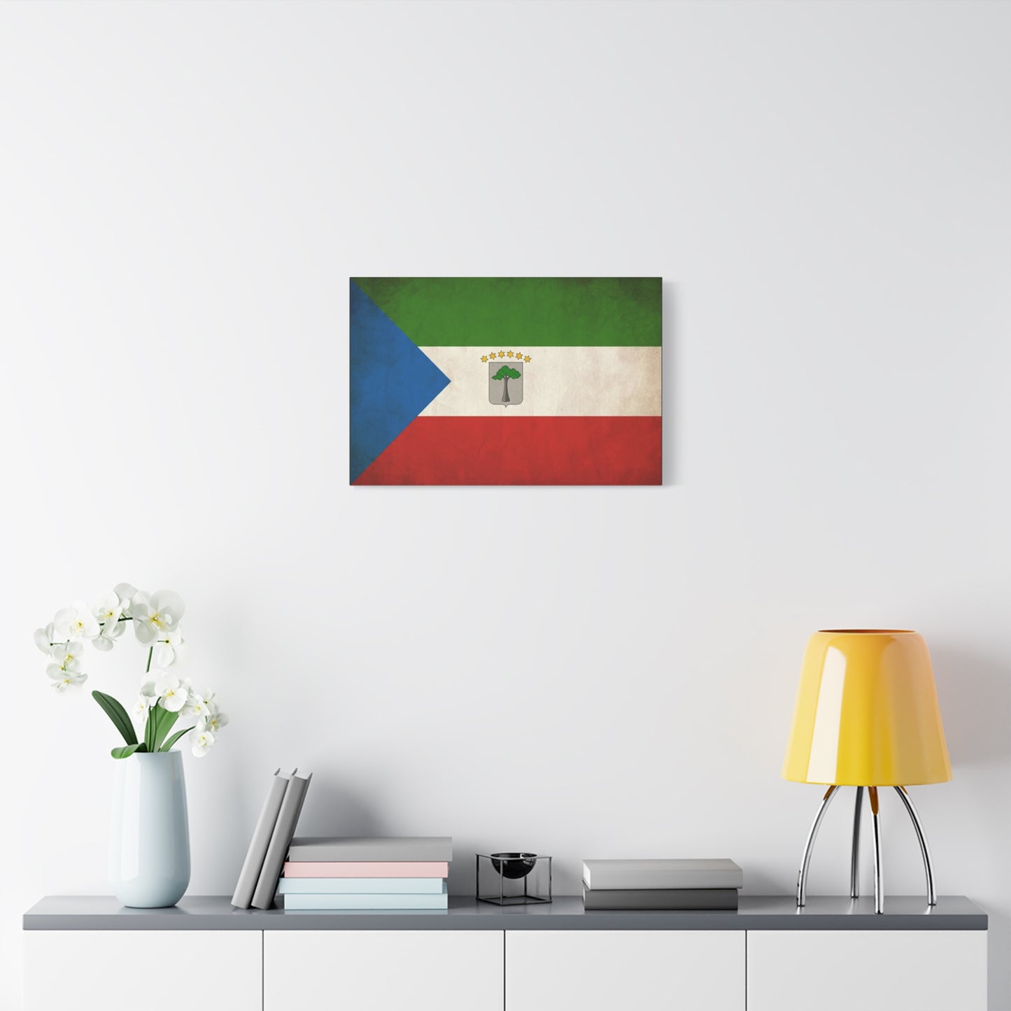 Equatorial Guinea Flag Canvas Wall Art - Vintage National Pride Decor, Distressed Heritage Print - Patriotic Traditional Style - Living Room Wall Decor - Ready to Hang - Bedroom Home Decoration