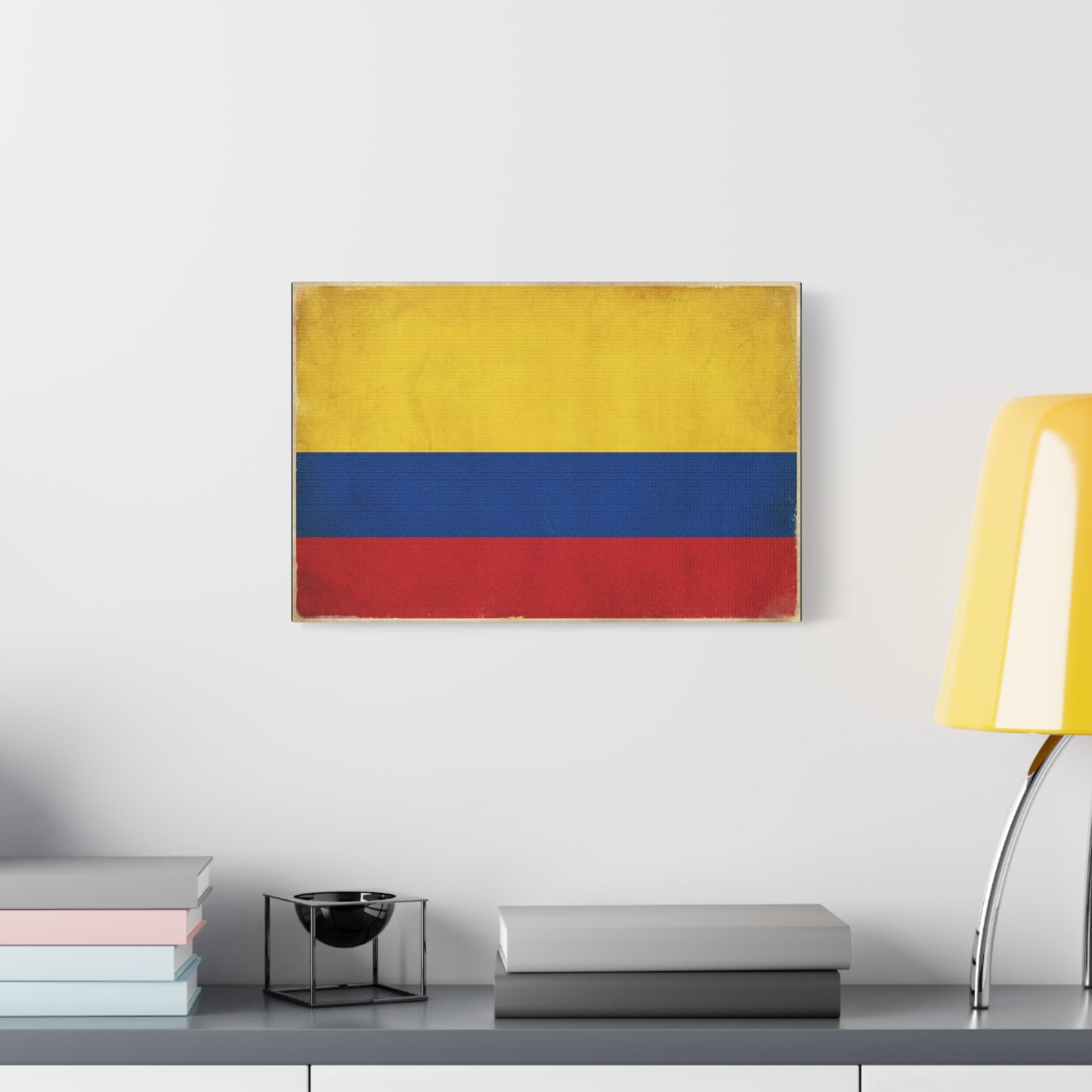 Colombia Flag Canvas Wall Art - Vintage Colombian Flag Print, Patriotic Rustic Decor - Matte Cotton Artwork - Living Room Home Decoration, Office Accent - Living Room Wall Decor - Ready to Hang
