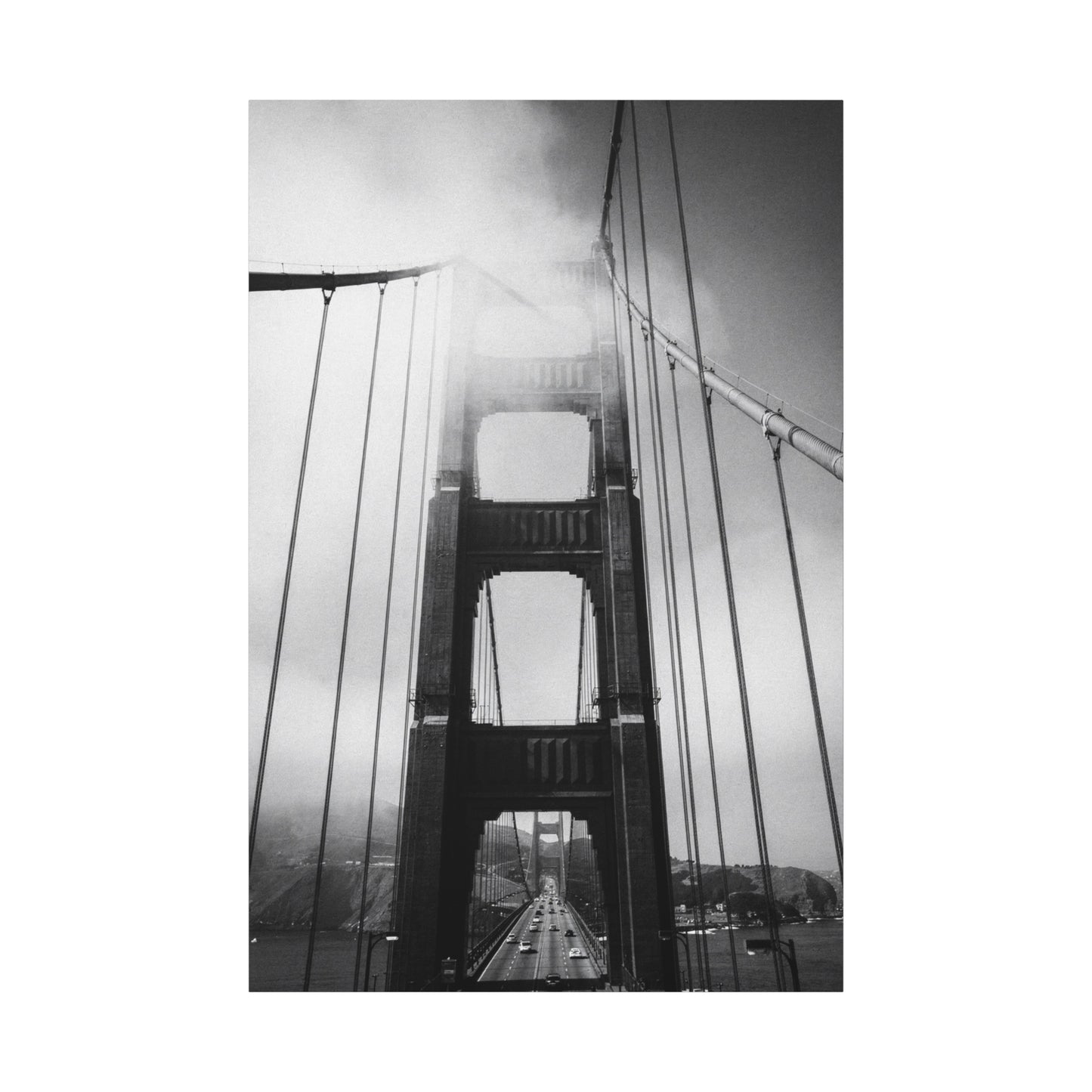 Golden Gate Bridge Canvas Wall Art - Black And White Foggy Bridge Art Print, Modern Cityscape Wall Decor - Minimalist Contemporary Style For Living Room Office - Bedroom Home Decoration