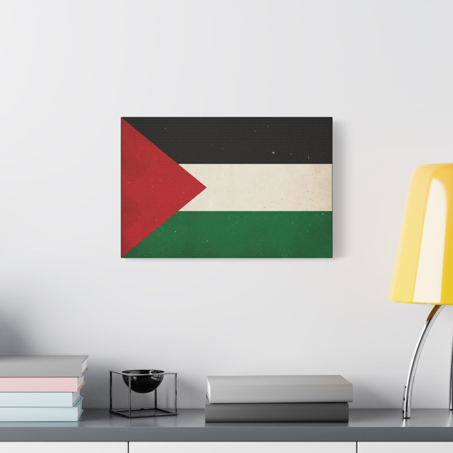 Palestine Flag Canvas Wall Art - Vintage Palestinian Flag Print, Patriotic Red Black White Green Design - Minimalist Cultural Decor - Living Room Bedroom Office Wall Decor - Bedroom Home Decoration